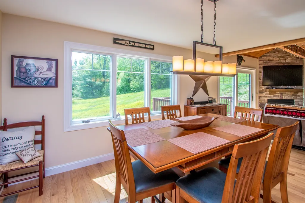 59 East Field Road Jackson NH 03846