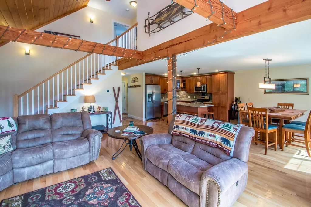 59 East Field Road Jackson NH 03846