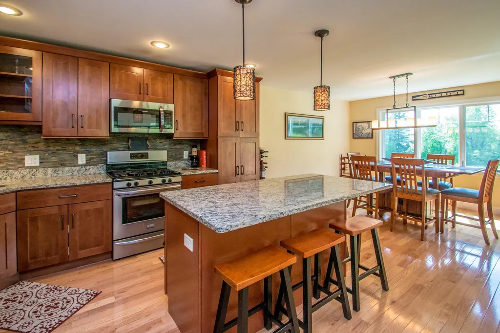 59 East Field Road Jackson NH 03846