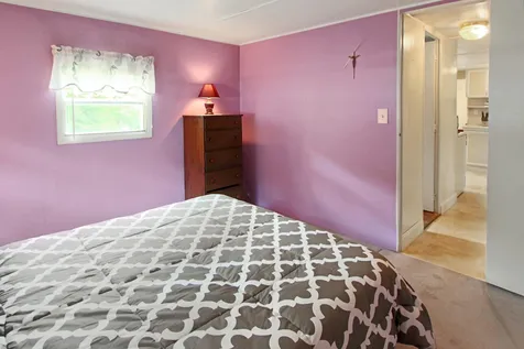 21 Shadycrest Drive Nashua NH 03062