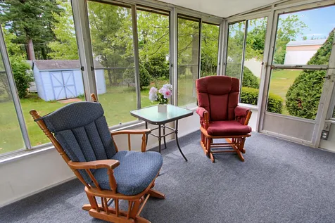 21 Shadycrest Drive Nashua NH 03062