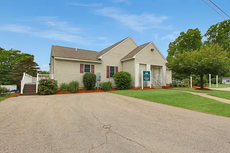 21 Shadycrest Drive Nashua NH 03062