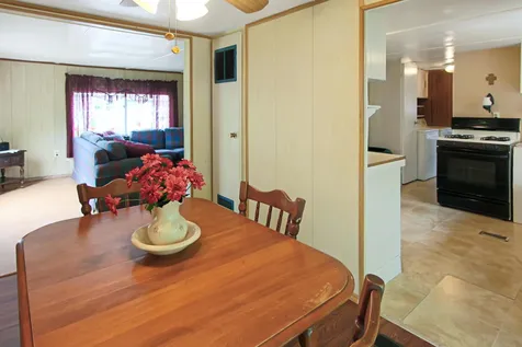 21 Shadycrest Drive Nashua NH 03062