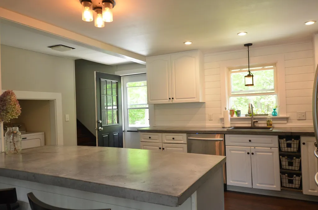 65 Martin Road Kittery ME 03904