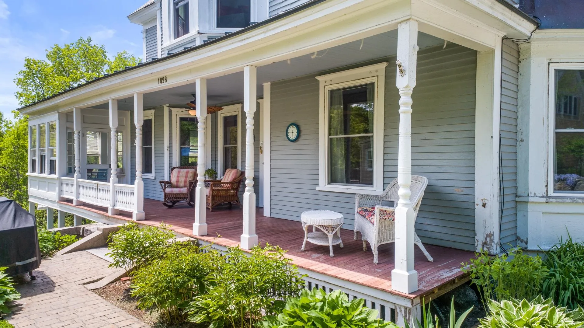 40 Central Street Sunapee NH 03782