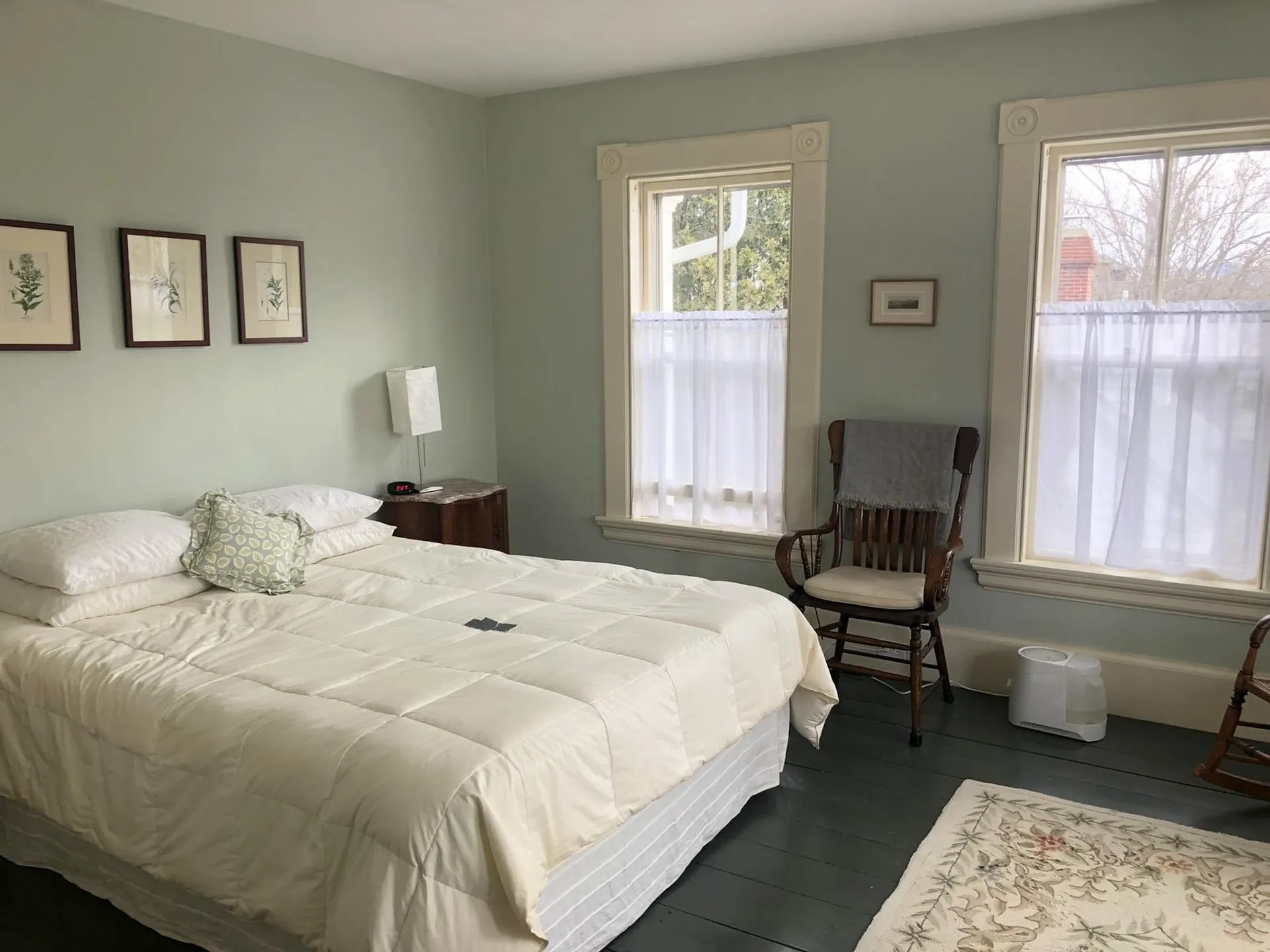 7 Pleasant Street Wolfeboro NH 03894