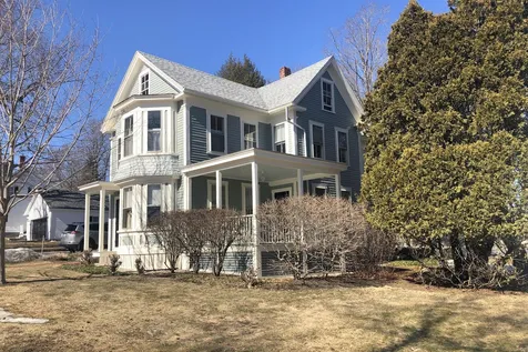 7 Pleasant Street Wolfeboro NH 03894