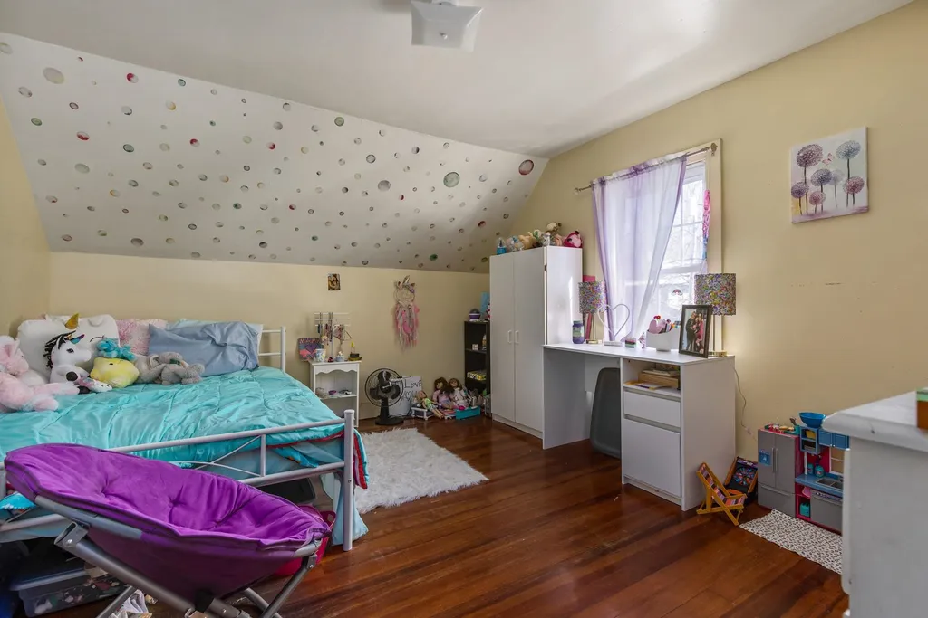2 Elder Street Newmarket NH 03857