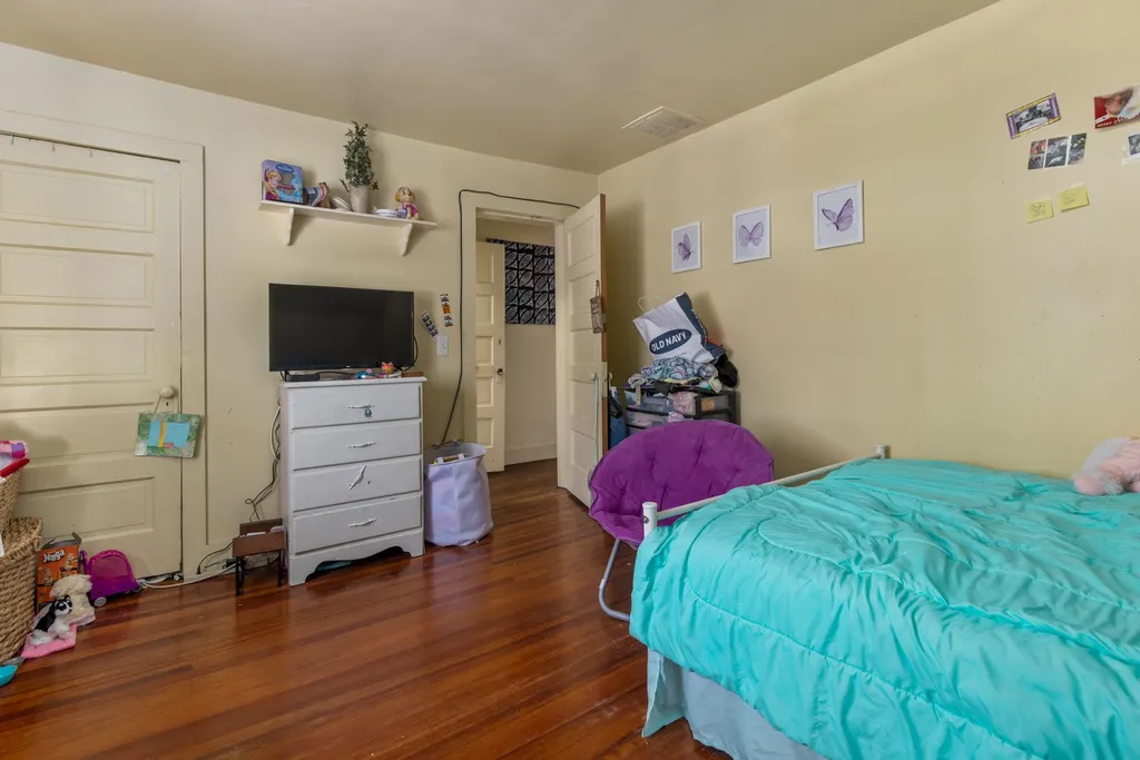 2 Elder Street Newmarket NH 03857