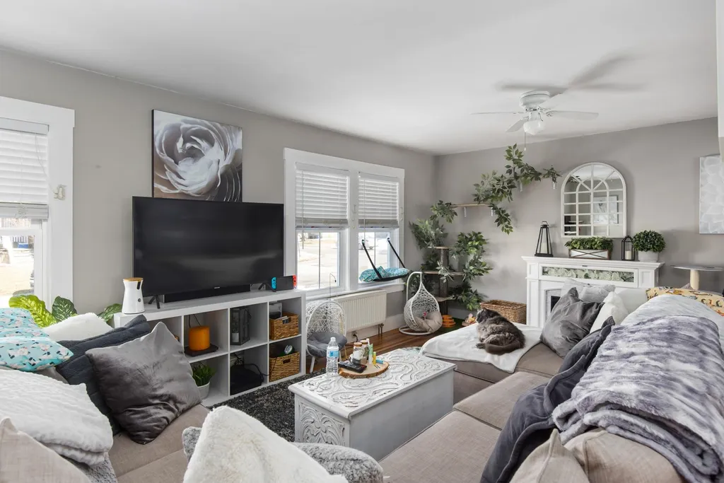 2 Elder Street Newmarket NH 03857