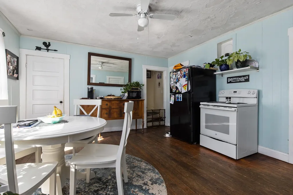 2 Elder Street Newmarket NH 03857