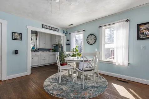 2 Elder Street Newmarket NH 03857