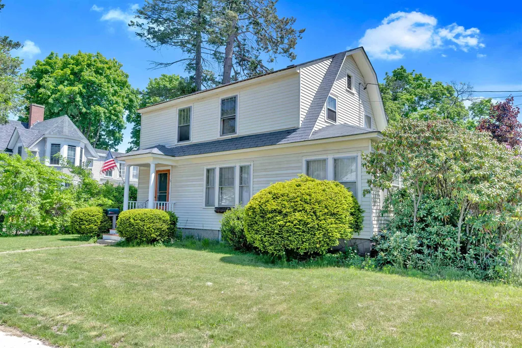 76 Charles Street Rochester NH 03867