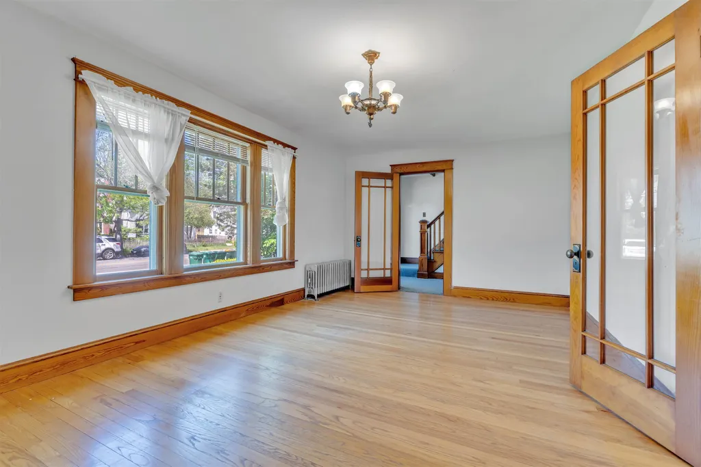 76 Charles Street Rochester NH 03867