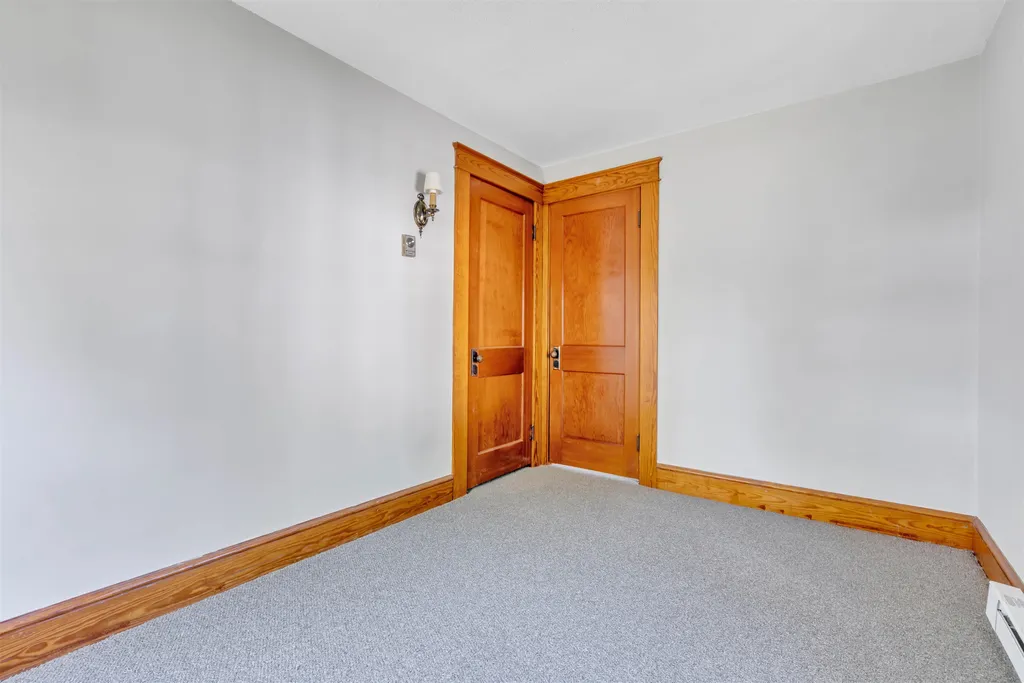 76 Charles Street Rochester NH 03867