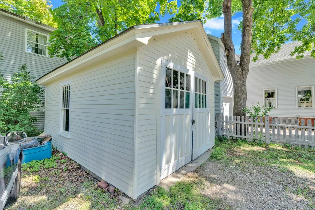 76 Charles Street Rochester NH 03867