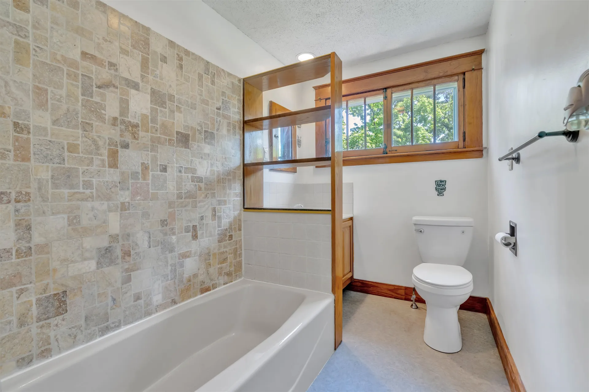 76 Charles Street Rochester NH 03867