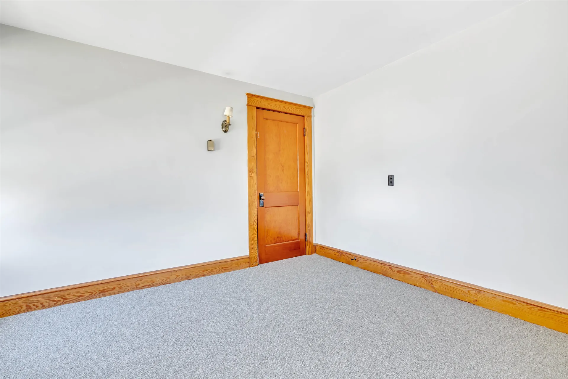 76 Charles Street Rochester NH 03867