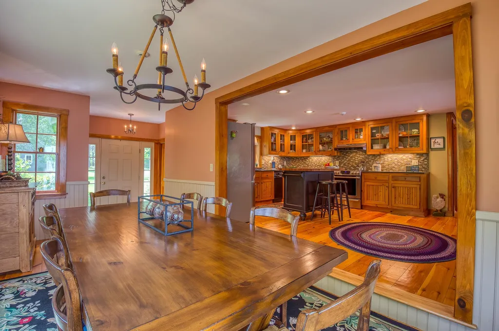 21 Rollins Drive Freedom NH 03836