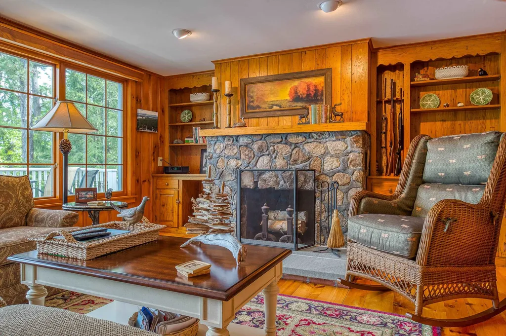 21 Rollins Drive Freedom NH 03836