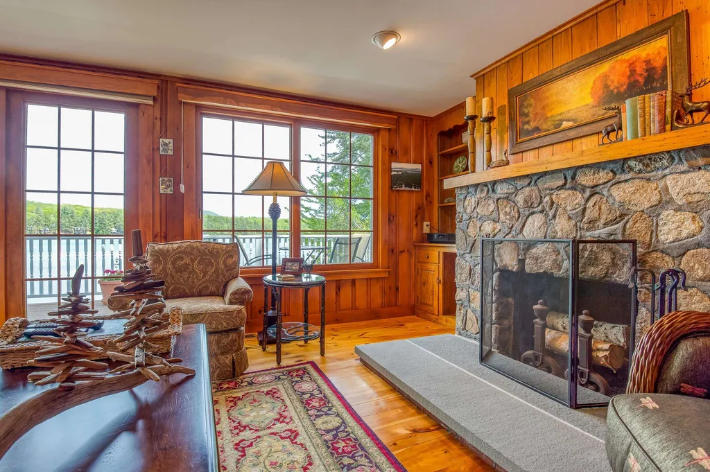 21 Rollins Drive Freedom NH 03836