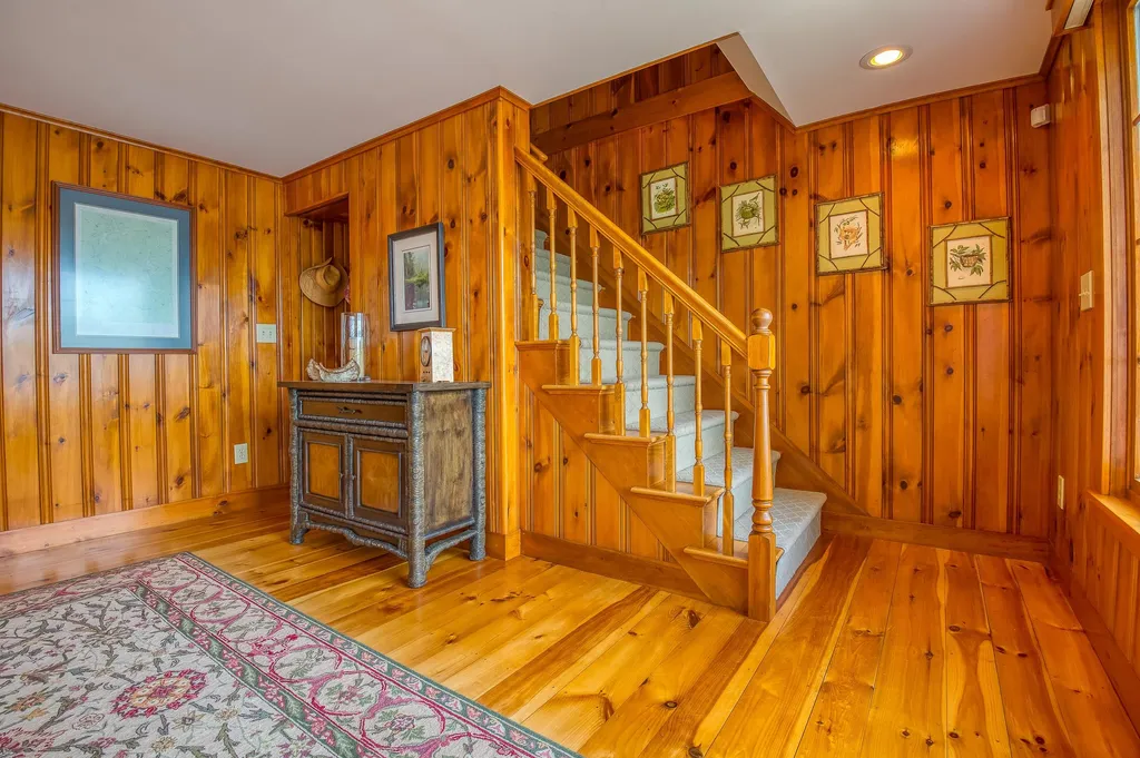 21 Rollins Drive Freedom NH 03836