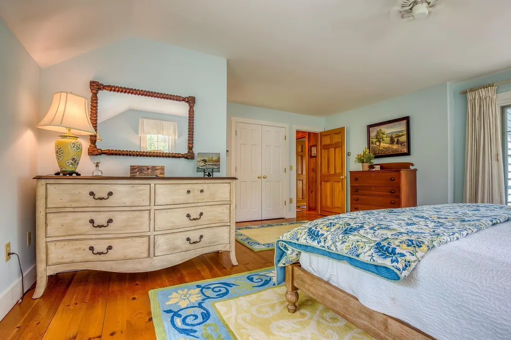 21 Rollins Drive Freedom NH 03836