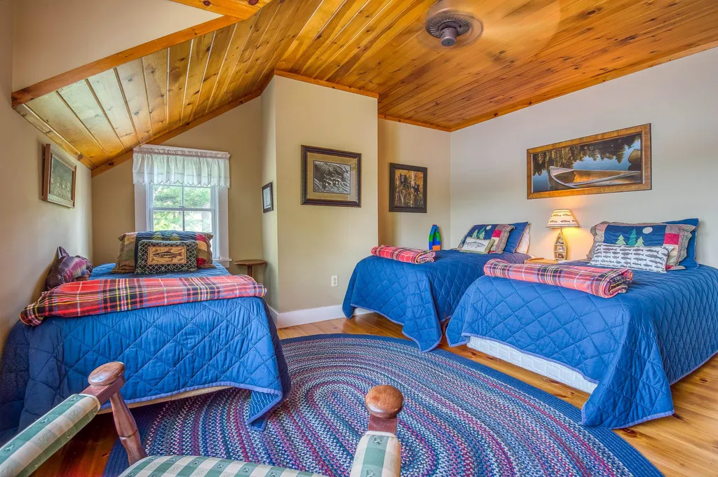 21 Rollins Drive Freedom NH 03836
