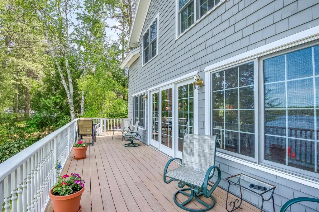 21 Rollins Drive Freedom NH 03836