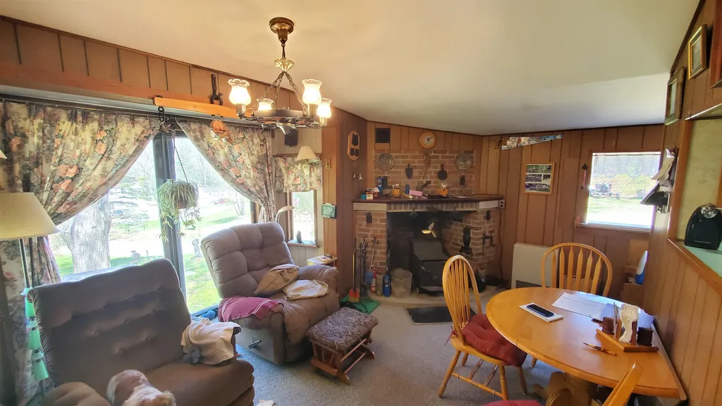 309 Lower Hyde Park Hartford VT 05001-1840