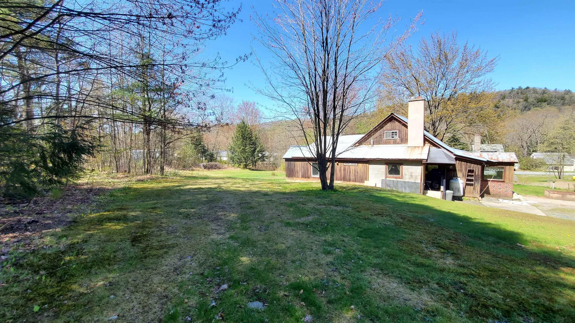 309 Lower Hyde Park Hartford VT 05001-1840