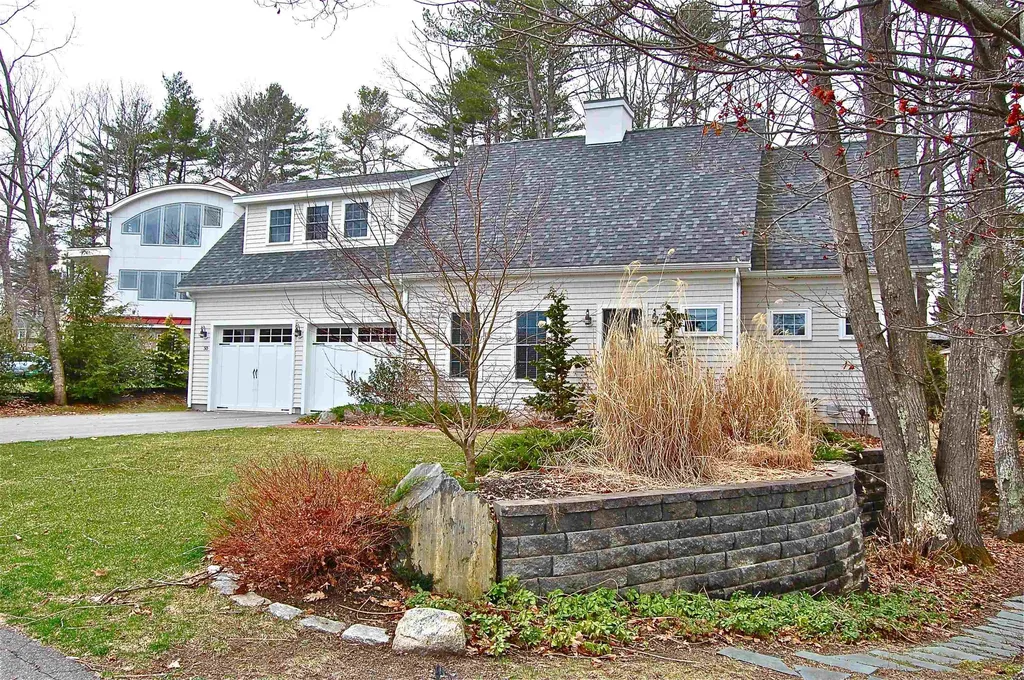 50 Main Mast Circle New Castle NH 03854