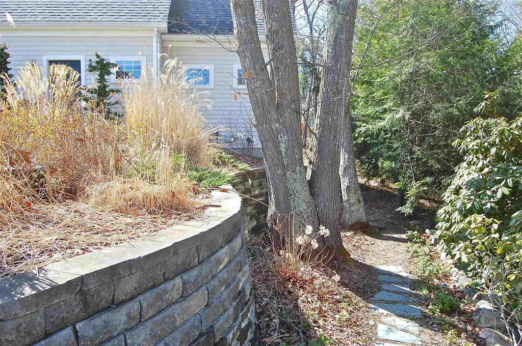 50 Main Mast Circle New Castle NH 03854