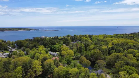 50 Main Mast Circle New Castle NH 03854