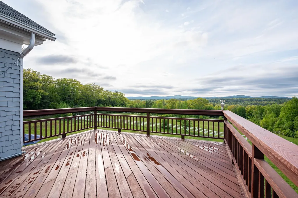 141 Dry Hill Road Rochester NH 03867