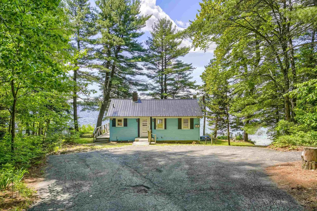 55 Eastman Shore S Road Laconia NH 03246