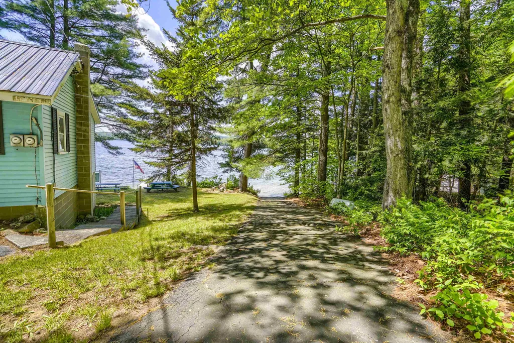 55 Eastman Shore S Road Laconia NH 03246