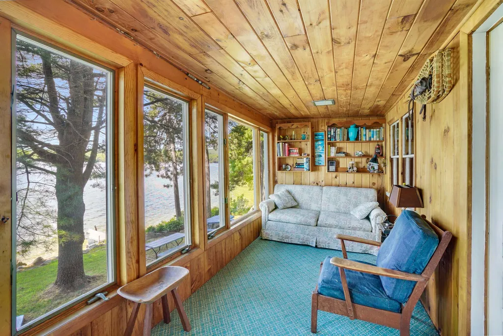 55 Eastman Shore S Road Laconia NH 03246