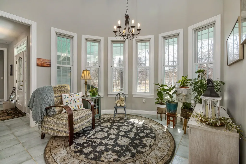 32 Leach Road Kittery ME 03904
