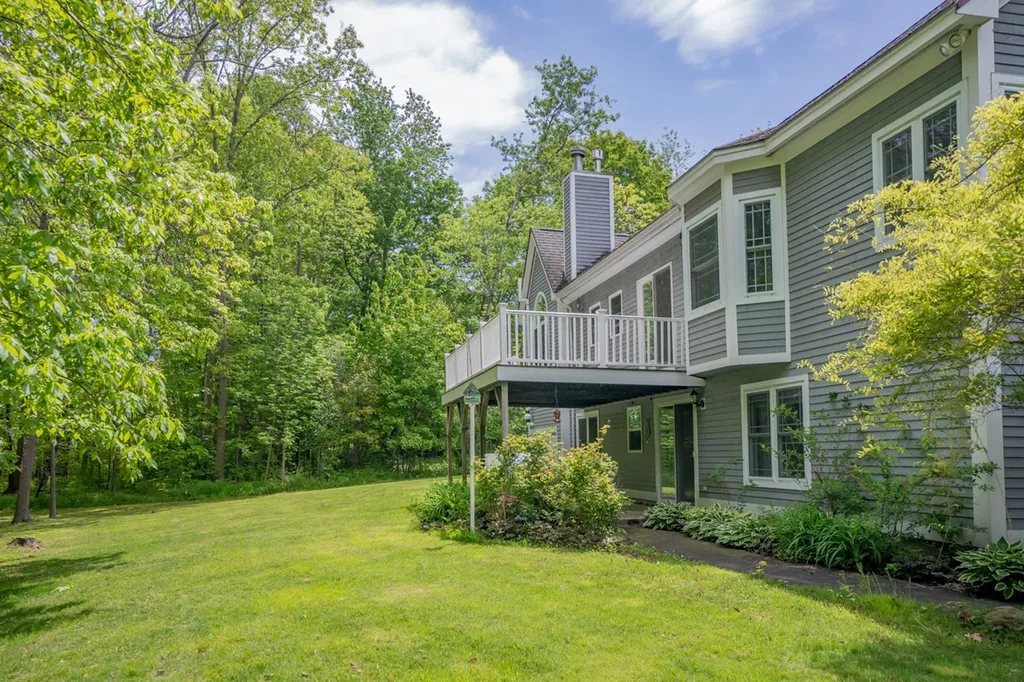 32 Leach Road Kittery ME 03904