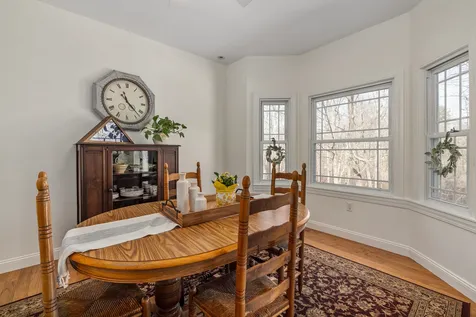 32 Leach Road Kittery ME 03904