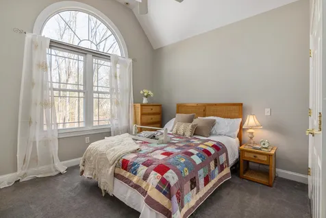 32 Leach Road Kittery ME 03904