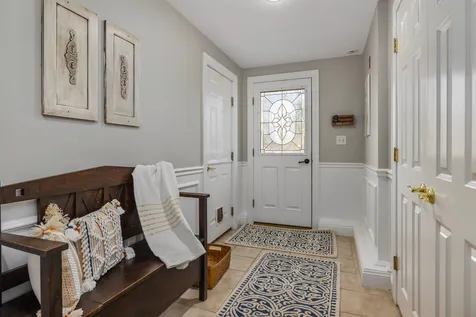 32 Leach Road Kittery ME 03904