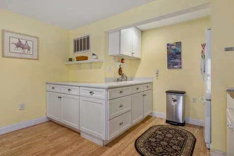 32 Leach Road Kittery ME 03904