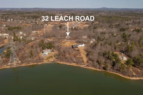 32 Leach Road Kittery ME 03904