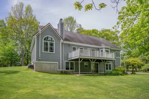 32 Leach Road Kittery ME 03904