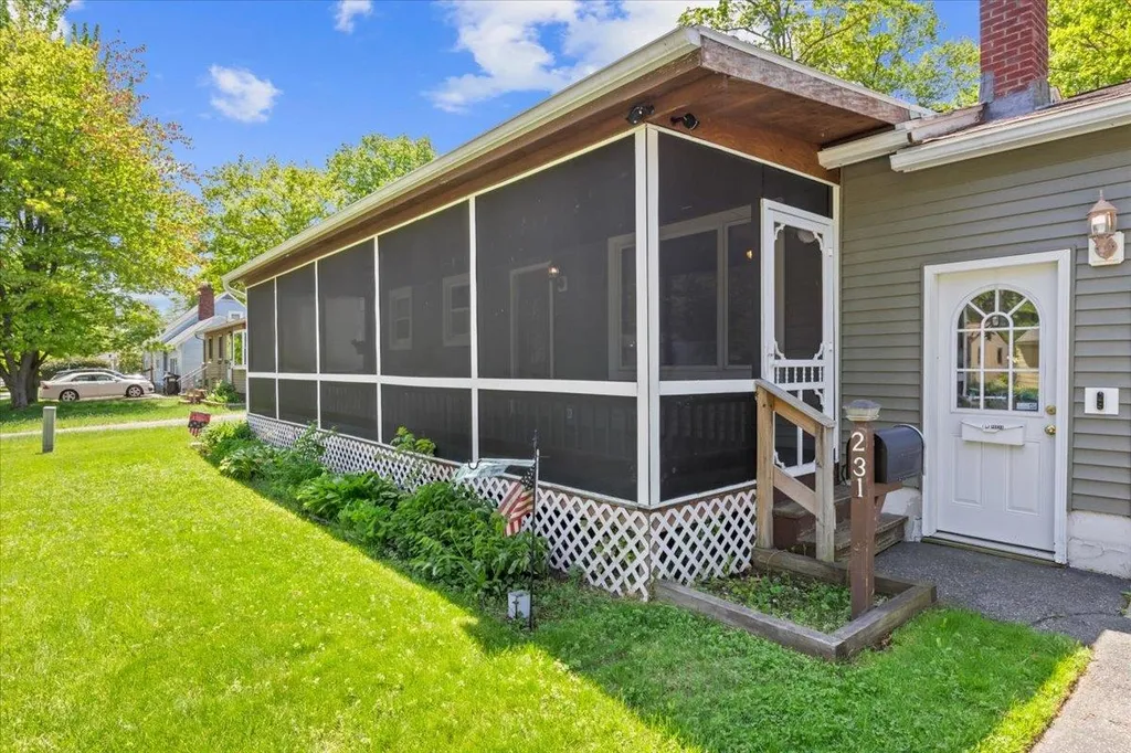 231 James Avenue Burlington VT 05401