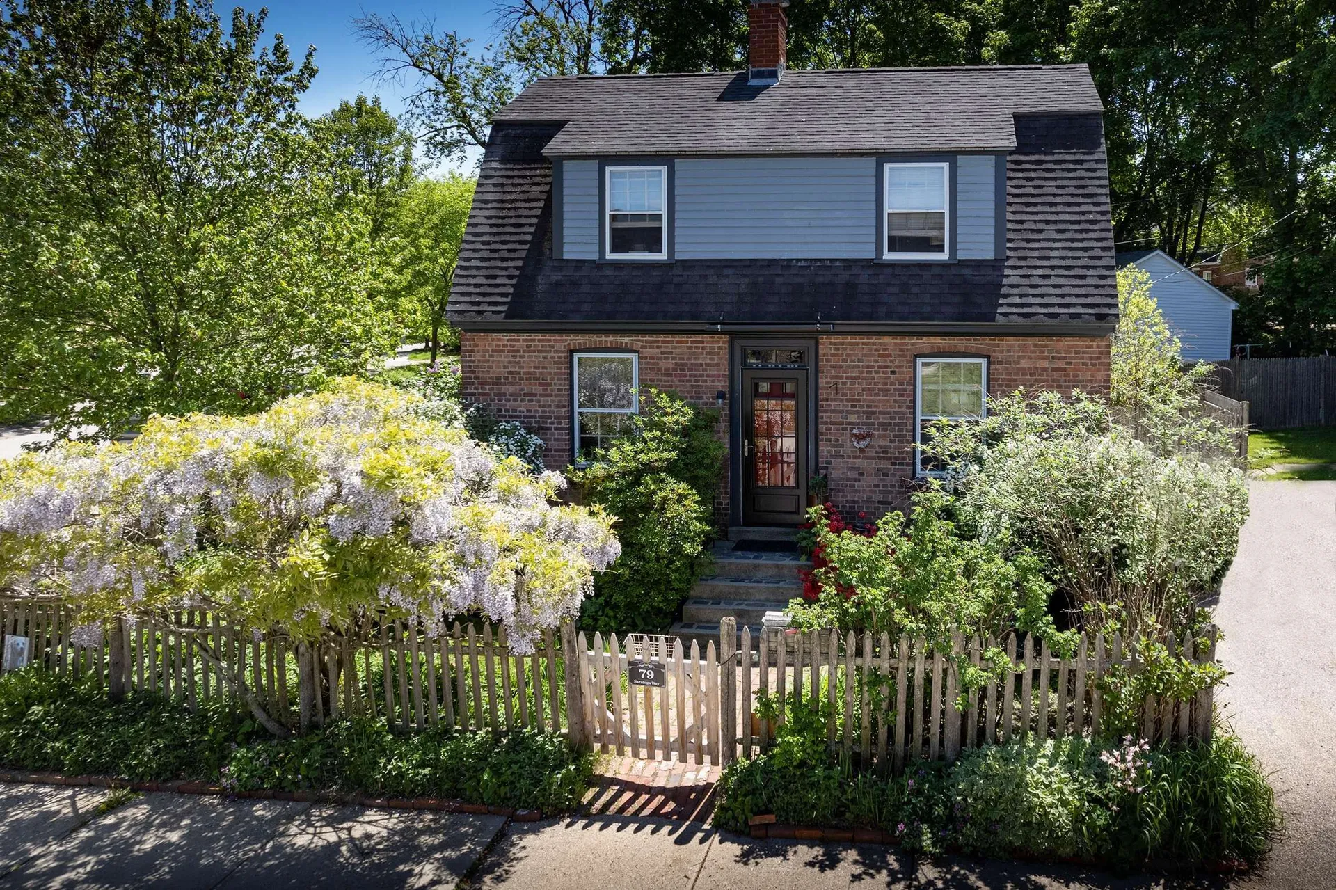 79 Saratoga Way Portsmouth NH 03801-3448