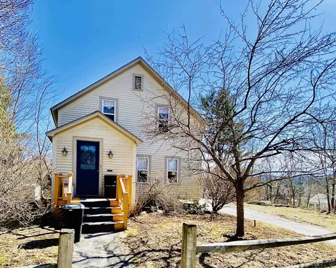 7 Whitney Avenue Newport NH 03773