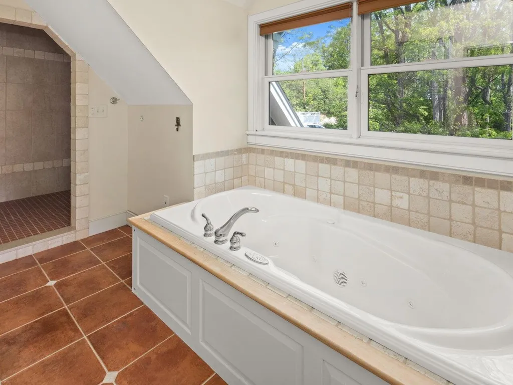 578 Bishop Road Shelburne VT 05482